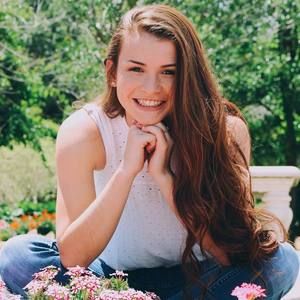 Meet your Posher, Candace